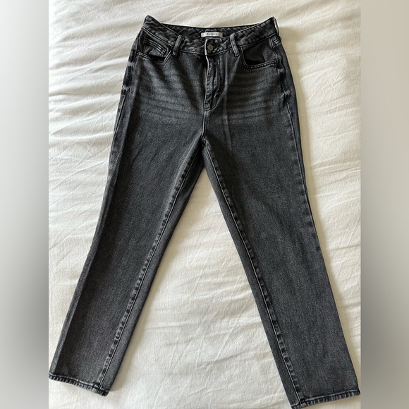 PacSun black wash Mom Jean size 28 - Picture 3 of 3